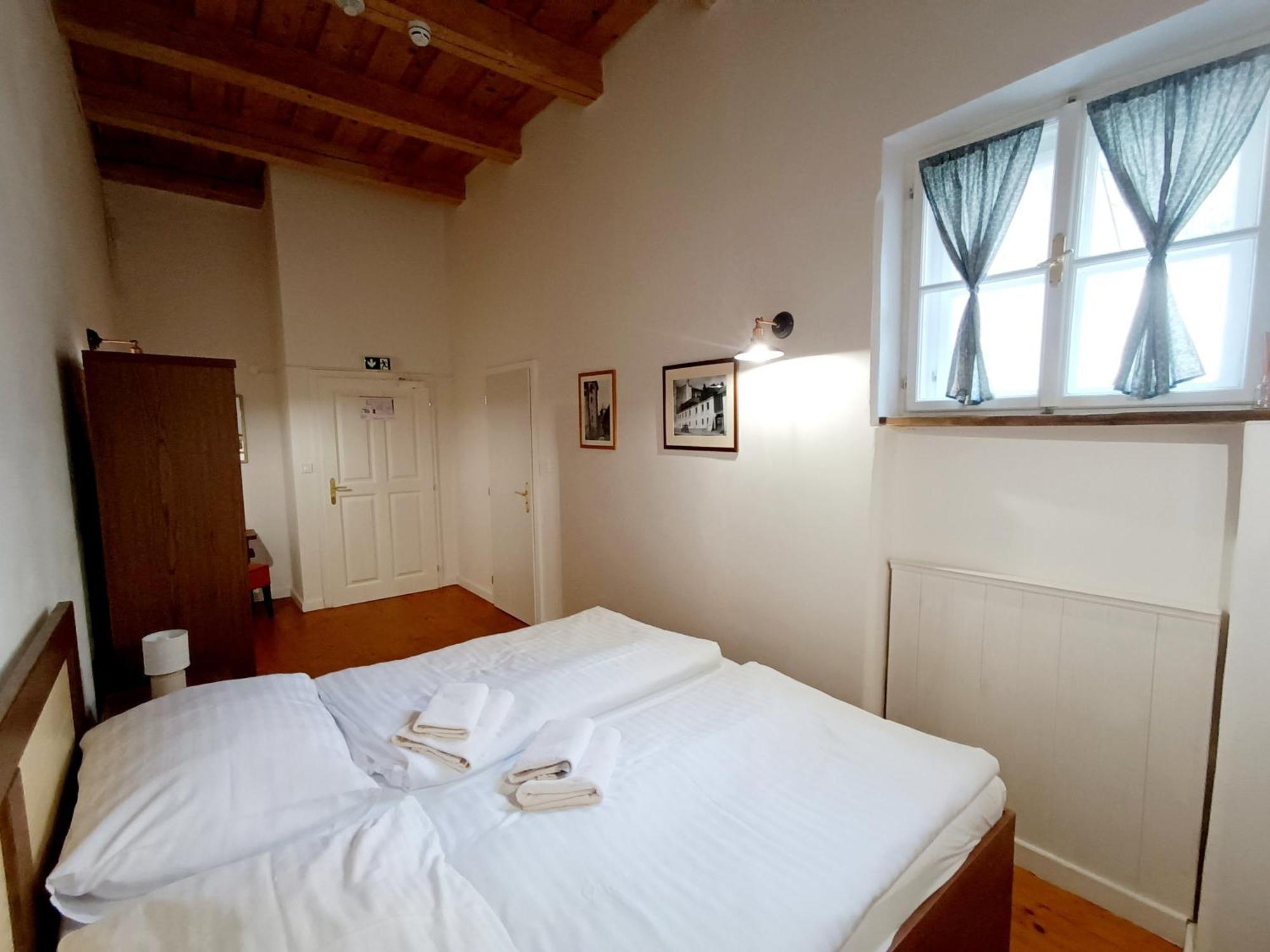 Hostel Cosmopolitan* Banska Stiavnica Exterior photo